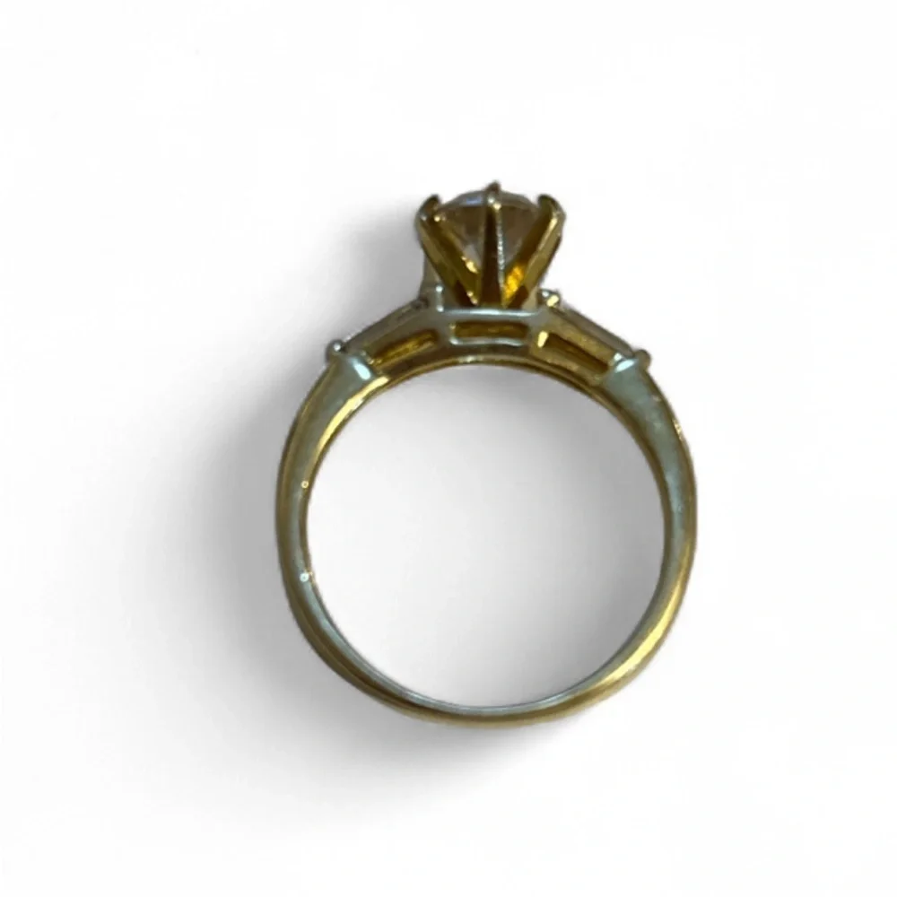 Vintage Gold Plated 925 Sterling Round Brilliant Cut Ring size 10 Romantic